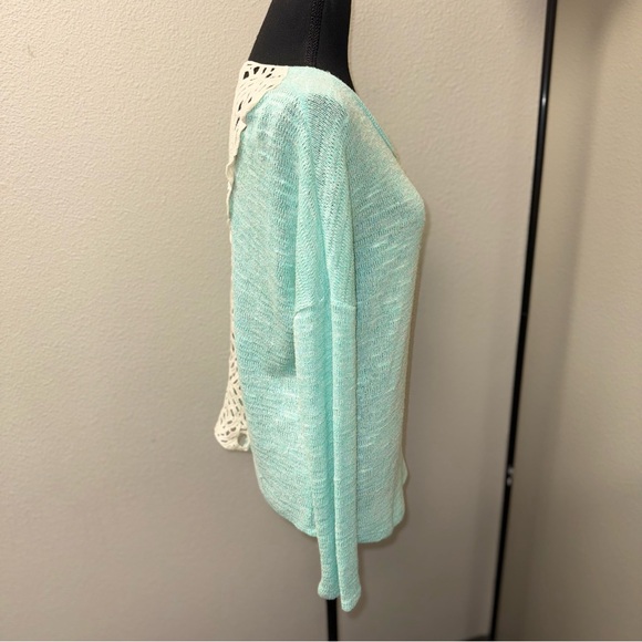 Entro Mint Green Knit Sweater with Crochet Lace Back. Size Small. Boho Chic - Picture 4 of 6